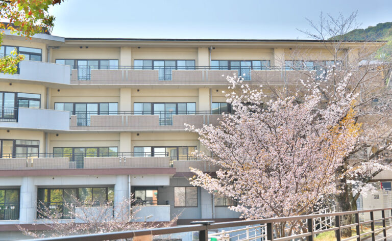 西福岡病院介護老人保健施設西寿